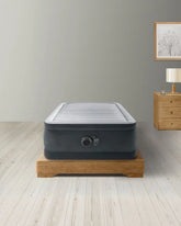 18" Twin Dura-Beam® Deluxe Comfort-Plush Air Mattress with Built-In Electric Pump